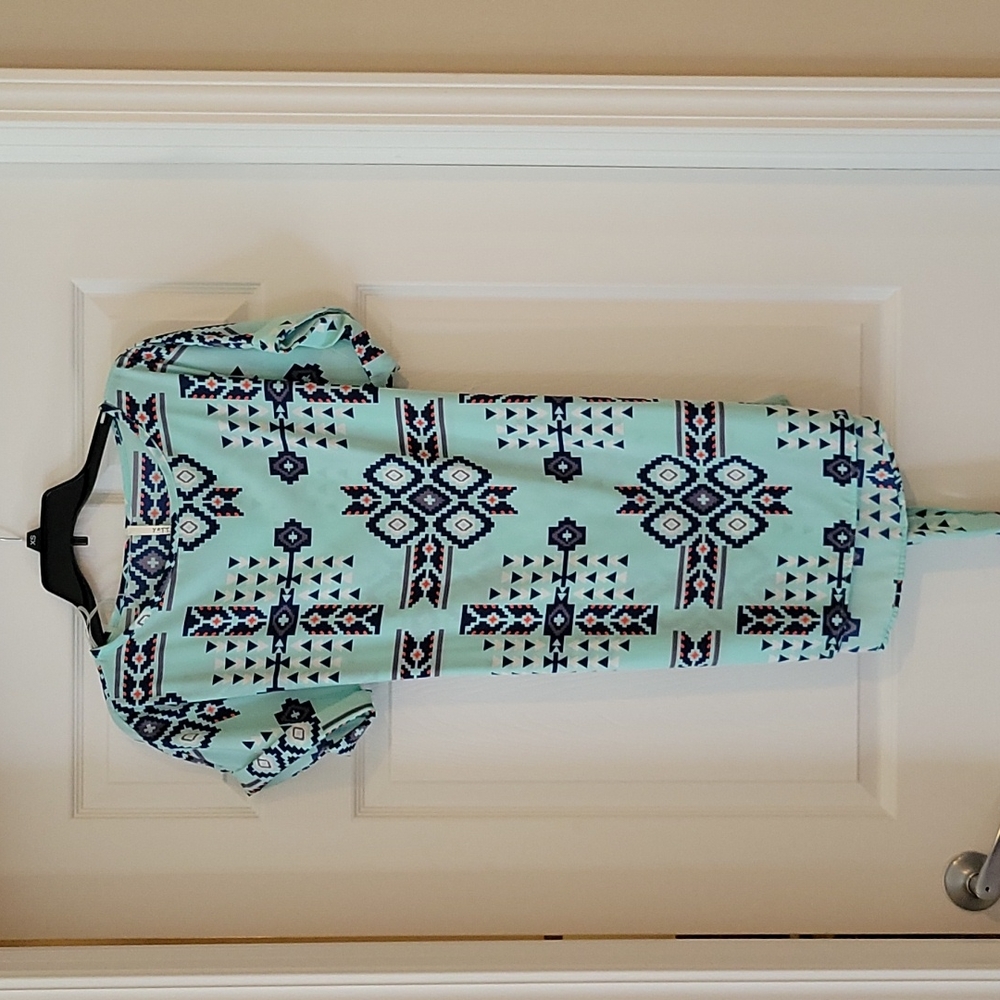 Dress with a tie in back